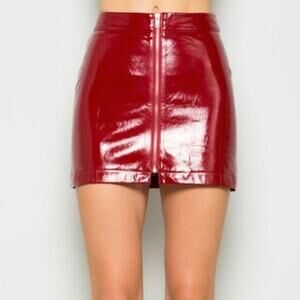 Comme Faux Patent Leather Skirt Red Large